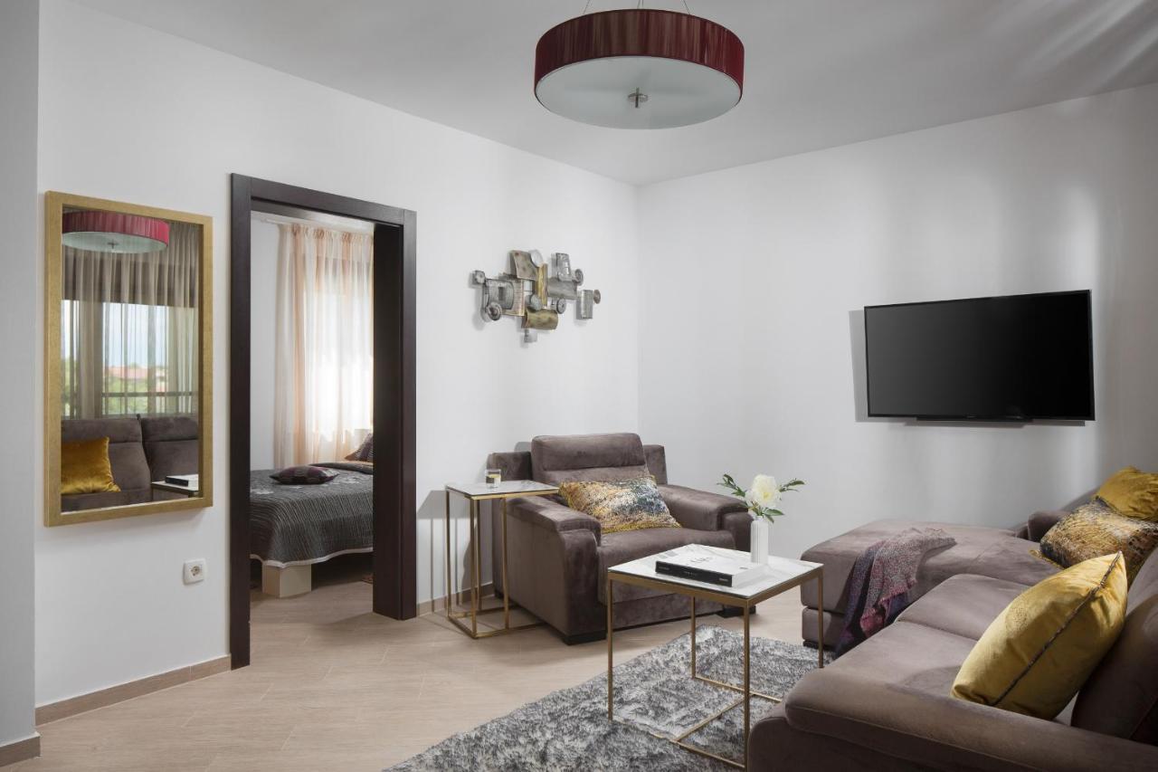 Villa Malibu One Вир Экстерьер фото